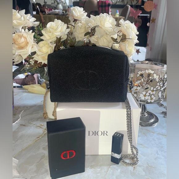 🆕 Dior Cosmetic Case to Crossbody, and also comes with Dior lipstick - Picture 2 of 16
